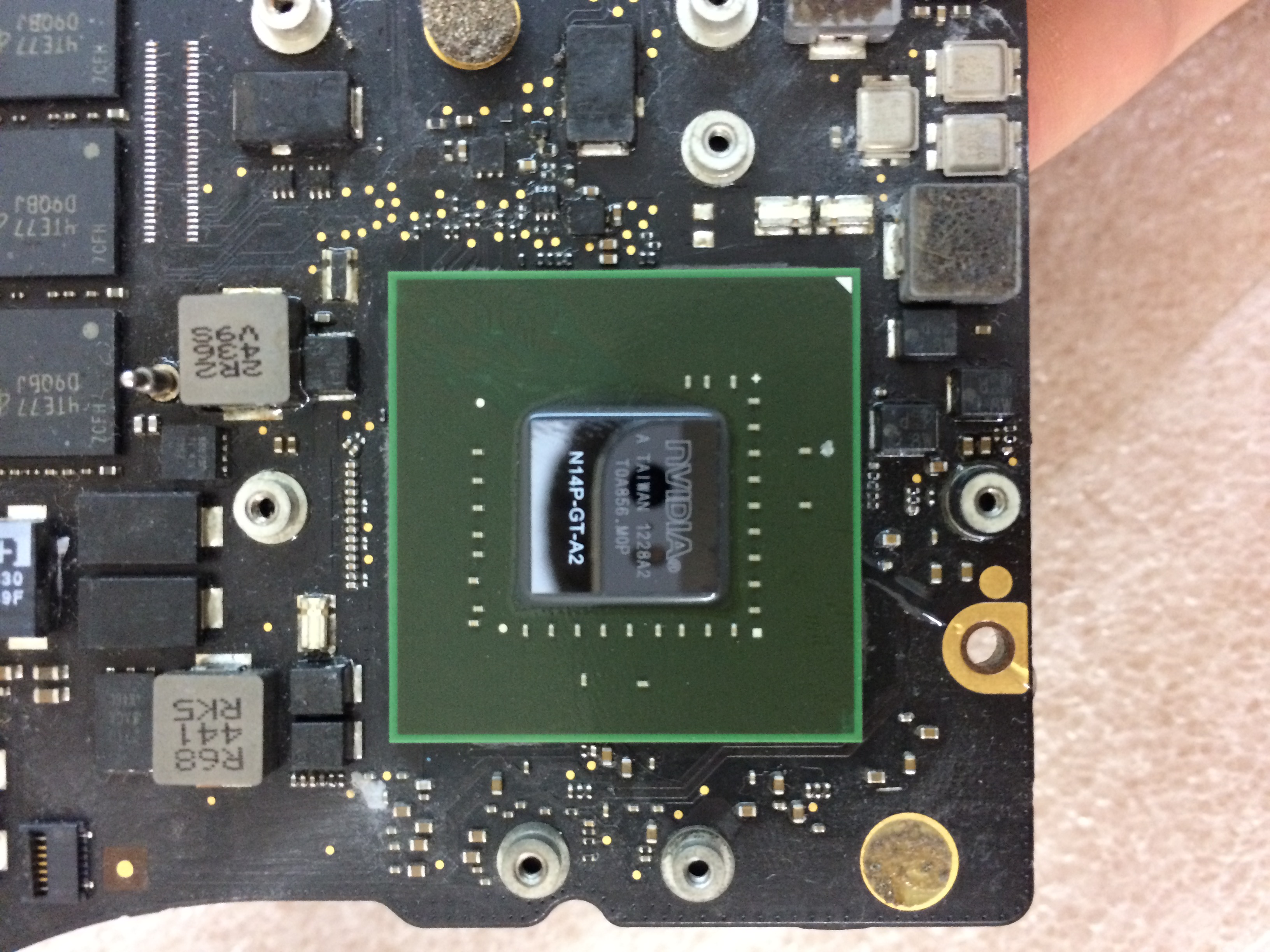 MacBook Pro n14p-GT-W-A2